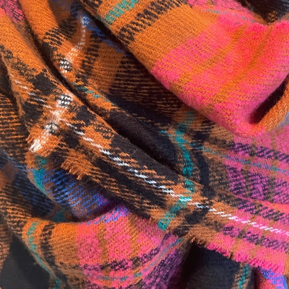 Pieces cozy on trend plaid oversized blanket scarf wrap fringe trim cold weather - Picture 10 of 10